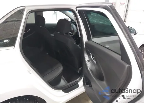 2019 Hyundai Elantra Gt from USA, damaged, VIN KMHH35LE3KU090945